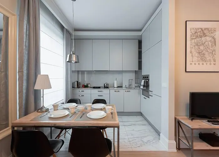 Cozy, Bright Apartment, Garage, Mokotow
